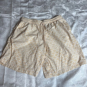 Men’s Adidas Shorts L Beige White Trefoil Print